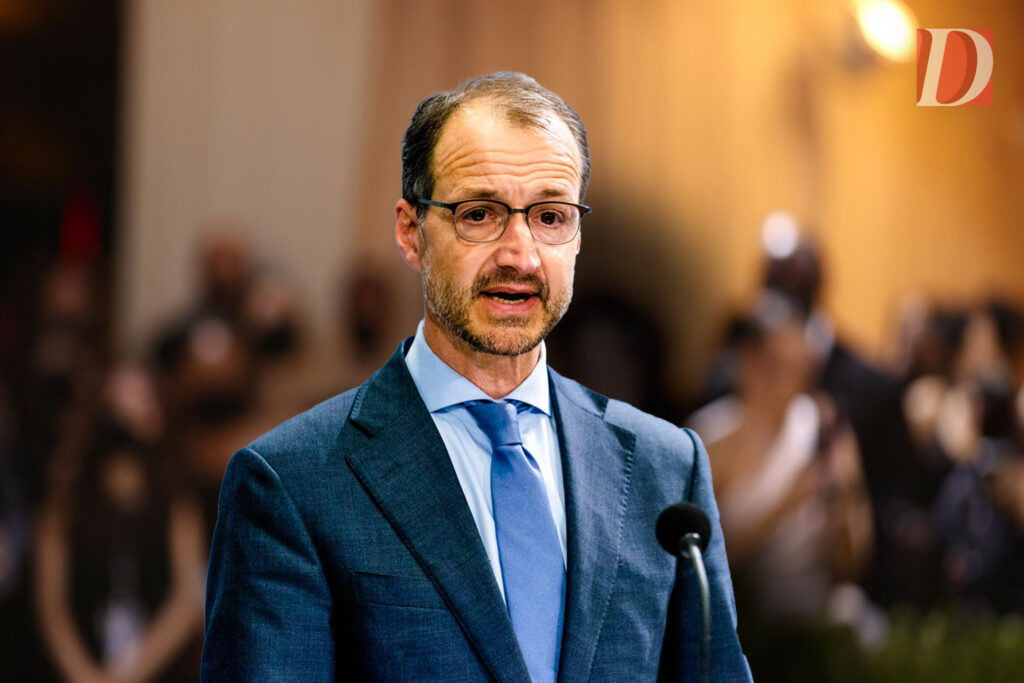 eric wiebes vermogen